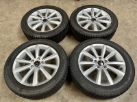 17 inch originele Merano velgen + winterbanden Volkswagen Passat 3G0071497C set A