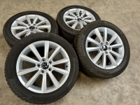 17 inch originele Merano velgen + winterbanden Volkswagen Passat 3G0071497C set D