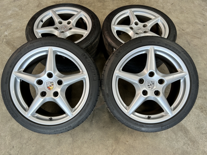 18 inch originele velgen + zomerbanden Porsche 911 997 99736213600 99736214001