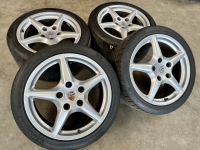 18 inch originele velgen + zomerbanden Porsche 911 997 99736213600 99736214001