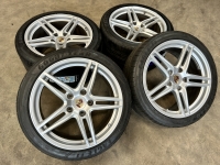 19 inch originele carrera velgen + zomerbanden Porsche 911 991 99136251000 99136256001