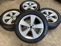 19 inch originele velgen + winterbanden Audi Q4 e-tron 89A601025B