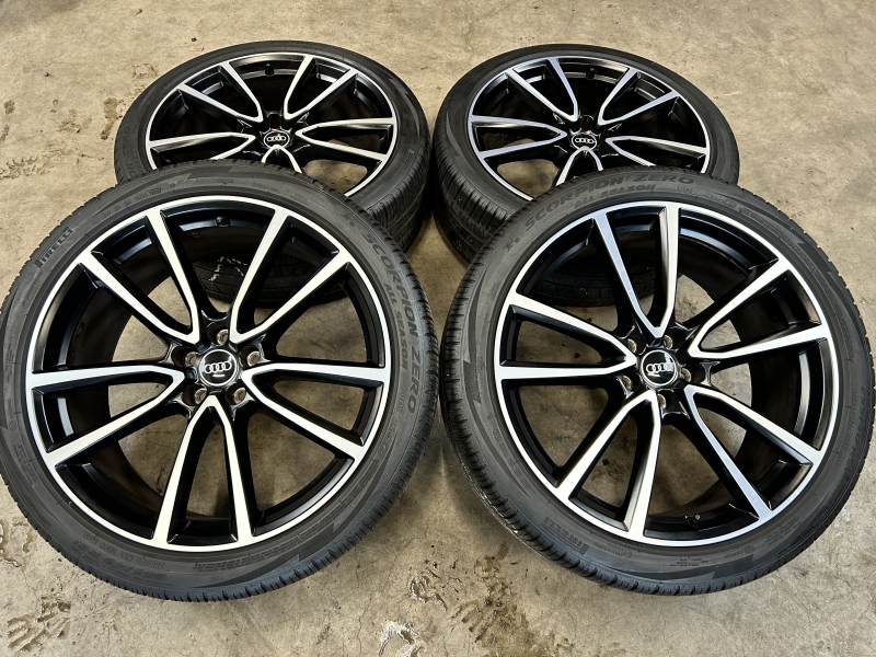 21 inch originele velgen + vierseizoenenbanden Audi Q5 SQ5 80A601025BG