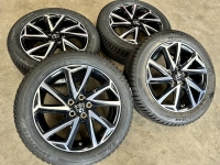 16 inch originele velgen + winterbanden Toyota Yaris PW457-0D004 set 2