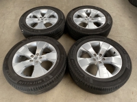 18 inch originele velgen + zomerbanden Volvo XC40 / V90 CC 235 55 18 31471553 set 2