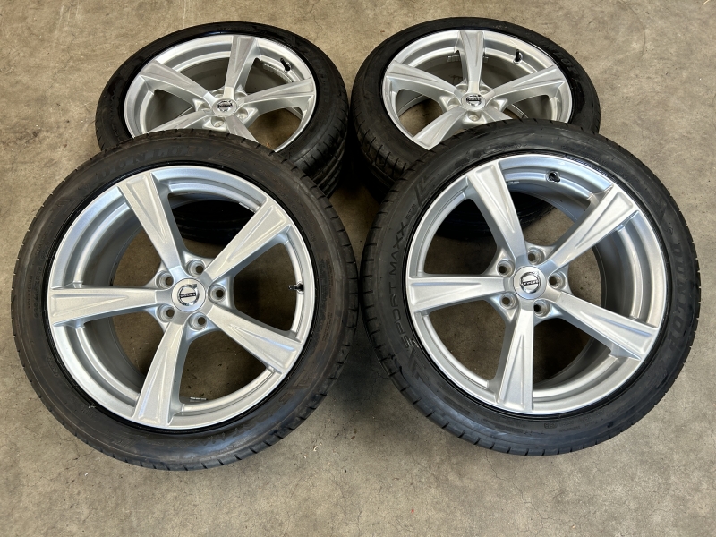 18  inch originele velgen + zomerbanden Volvo V60 V70 31423515