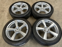 18  inch originele velgen + zomerbanden Volvo V60 V70 31423515