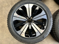 19 inch originele velgen + winterbanden Volvo XC40 Pure Electric 32143627, 32143628