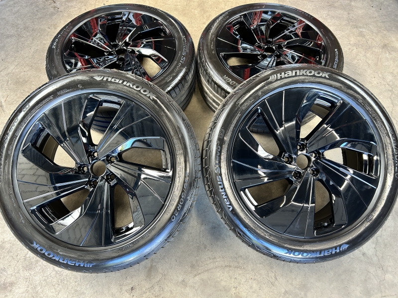 20 inch originele velgen + zomerbanden Volkswagen ID.Buzz 12G601025B zwart