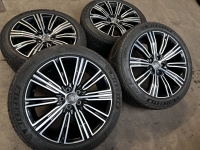 18 inch originele inscription velgen + winterbanden Volvo V60 31471312 set 1