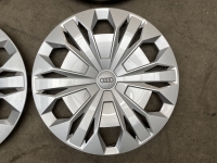 17 inch originele wieldoppen Audi Q3 83A601147