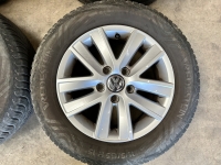 15 inch originele Kemora velgen + vierseizoenenbanden Volkswagen Caddy 2K5601025