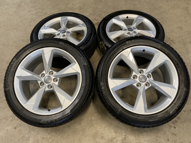 19 inch originele velgen + winterbanden Audi Q3 235 50 19 83A601025N (3)