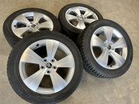 17  inch originele velgen + winterbanden  Skoda Superb 3V060102A