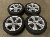 17 inch originele velgen + zomerbanden Seat Leon 5FA601025C set 3