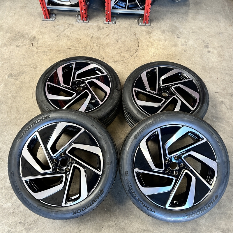 20 inch originele Montreal velgen + zomerbanden Volkswagen ID.4 14B601025E 14B601025F