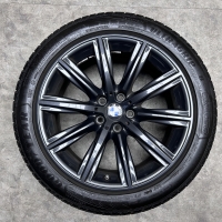18 inch originele velgen + winterbanden BMW 5 serie G30 G31 style 684