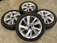 17 inch originele Gavia velgen + winterbanden Volkswagen Golf 8 5H0071497