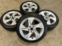 17 inch originele velgen + vierseizoenenbanden Audi A3 8Y0601025A