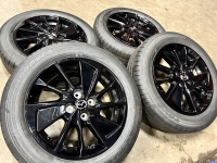 16 inch originele velgen + zomerbanden Mazda 2 9965 81 5560