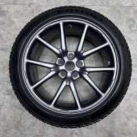 18 inch originele Aero velgen + winterbanden Tesla Model 3 1044261-00-A
