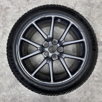 18 inch originele Aero velgen + winterbanden Tesla Model 3 1044261-00-A