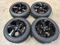 16 inch originele velgen + winterbanden Toyota Auris - Corolla PW457-02004