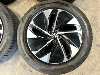 19 inch originele Hamar velgen + Pirelli zomerbanden Volkswagen ID.4 - ID.Buzz 11A601025 