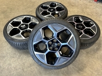 18 inch originele velgen + vierseizoenenbanden Opel Astra L 9843281680