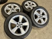 17 inch originele St Moritz velgen + winterbanden Volkswagen Passat 3C8601025F 