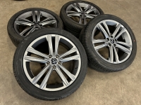 17 inch originele Sebring velgen + zomerbanden Volkswagen Polo 2GM601025G