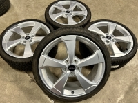 19 inch originele rotor velgen + winterbanden Audi A3 S3 RS3 8V0601025ES 