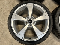 19 inch originele rotor velgen + Pirelli winterbanden Audi A3 S3 RS3 8V0601025ES 