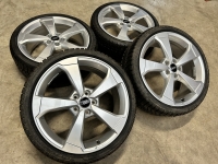 19 inch originele rotor velgen + Pirelli winterbanden Audi A3 S3 RS3 8V0601025ES 