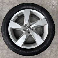 17 inch originele Chesterfield velgen + winterbanden Volkswagen T-Cross 2GM601025A
