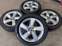 17 inch originele Chesterfield velgen + winterbanden Volkswagen T-Cross 2GM601025A