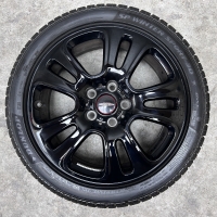 17 inch originele velgen + winterbanden Mini JCW 6855119
