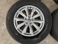17 inch originele velgen + winterbanden Audi Q5 80A601025J