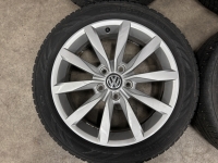 17 inch Dijon velgen + winterbanden Volkswagen Golf set 2