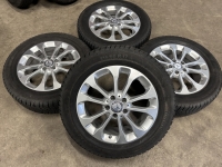 17 inch originele velgen + winterbanden Mercedes GLA A1564011700 set 3