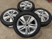 17 inch originele velgen + winterbanden  Skoda Superb 3V0601025BH nieuw
