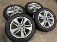 17 inch originele velgen + winterbanden  Skoda Superb 3V0601025BH nieuw