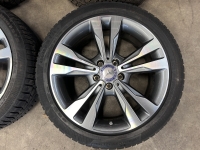 18 inch originele avantgarde velgen + winterbanden Mercedes C klasse A2054012802 A2054012902