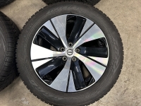 18 inch originele velgen + winterbanden Volvo XC40 31680403