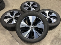 18 inch originele velgen + winterbanden Volvo XC40 31680403