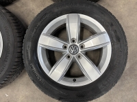 16 inch originele Corvara velgen + Continental winterbanden VW T-Roc 2GA601025Q