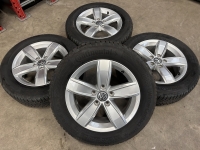 16 inch originele Corvara velgen + Continental winterbanden VW T-Roc 2GA601025Q