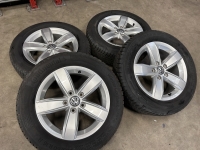 16 inch originele Corvara velgen + Continental winterbanden VW T-Roc 2GA601025Q