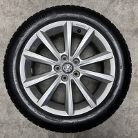 16 inch originele Merano velgen + winterbanden Volkswagen Polo 2G0601025AF set 3