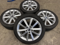 17 inch originele velgen + winterbanden Skoda Octavia 5E0601025E